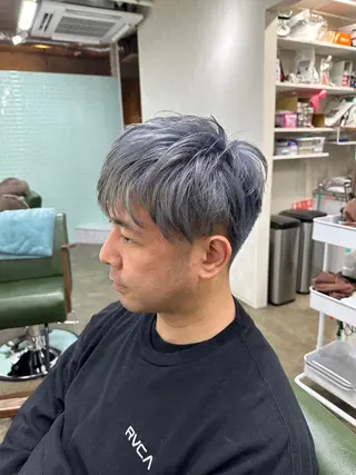 ショート カラー 🌙𝑳𝑼𝑵𝑨 工藤/メンズカット✂のヘアスタイル