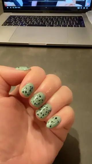 ネイル B.rose ビビのネイルデザイン