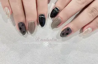 セミロング R NAILSALONのネイルデザイン