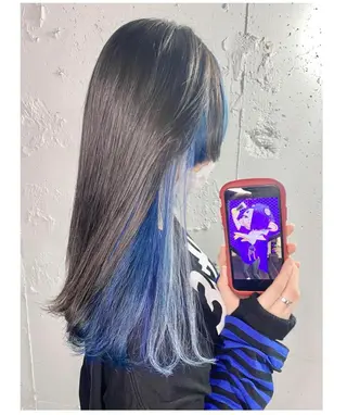 セミロング カラー GARU-ガル-所属・TSUNO🦖 派手髪/オタク美容師のヘアスタイル