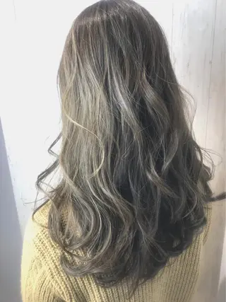 ロング カラー 🎊ルービック 京橋店💛のヘアスタイル
