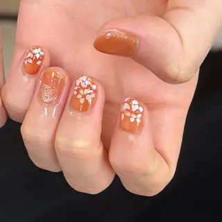 ネイル アトリエ　ミモザ所属・いまむら あかりのネイルデザイン