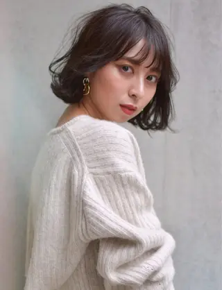 ミディアム カラー ヘアー.ネイル二刀流 misa🫧のヘアスタイル