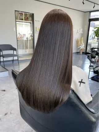 ロング MauLino所属・町田 光瑠のヘアスタイル