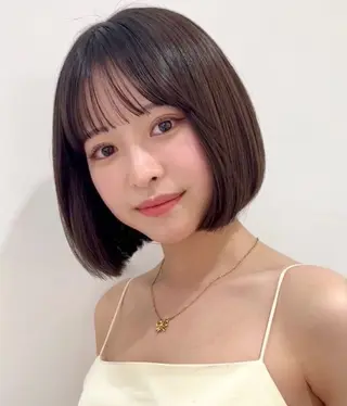 ミディアム 早坂 あおいのヘアスタイル