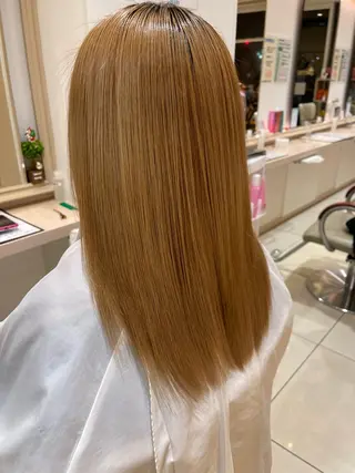 セミロング 🪽羽エク/Ash 店長/折目奈央🪽のヘアスタイル