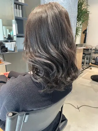 ミディアム ROCAReTA  FOR HAIR 河原町三条店所属・あべ ゆうかのヘアスタイル