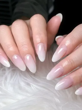 ネイル gloss by KAO所属・gloss by KAOのネイルデザイン