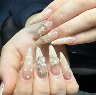 ネイル Tini ANA.CHUOのネイルデザイン