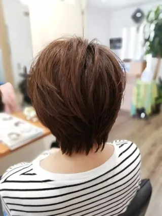 ショート カラー 北林 弘展のヘアスタイル