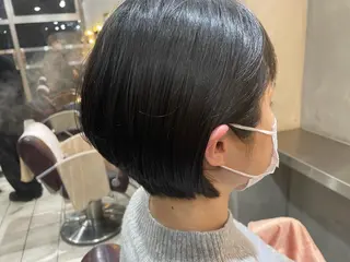 ショート 岡田 駿也のヘアスタイル