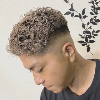 カラー パーマ メンズ ナガハマ美容室所属・ナガハマ ミカのヘアスタイル