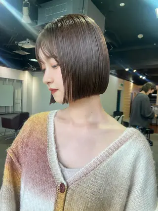 ショート 地毛風艶カラー🌿 喜多夏海のヘアスタイル