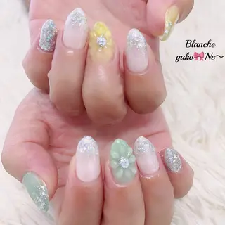 ネイル ネイルサロン　Lian所属・Lian Yulilianのネイルデザイン