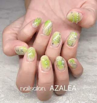 ネイル R inのネイルデザイン