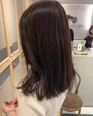 セミロング カラー TENELE所属・チバ タクミのヘアスタイル