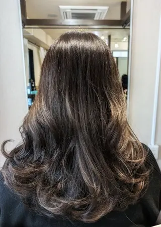 カラー youreshair髪質改善トリートメント&ヘッドスパあざみ野店所属・LISA .のヘアスタイル