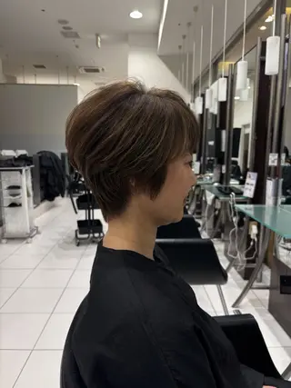 ショート 大根 凜子のヘアスタイル