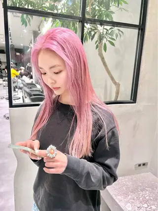 ロング ハイトーン/レイヤー カット岩田健斗/新宿のヘアスタイル