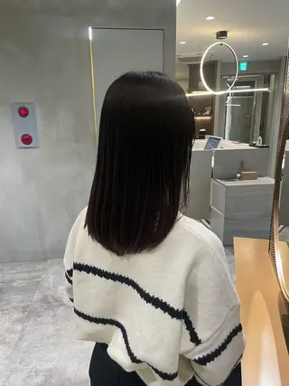 ミディアム Toiro 新宿所属・新宿/新宿三丁目 yuinaのヘアスタイル