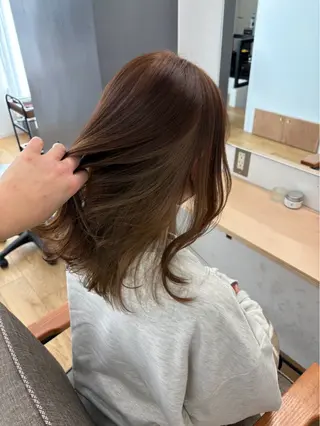 ミディアム ミウラ サクラコのヘアスタイル