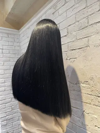 ロング luce所属・千代 夏輝のヘアスタイル