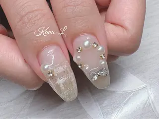 ネイル 芦辺 香奈のネイルデザイン