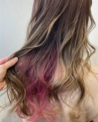 ロング SOU/エクステ /ダブルカラーのヘアスタイル