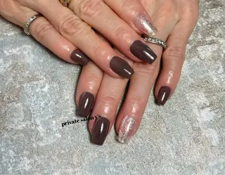 ネイル y' sのネイルデザイン