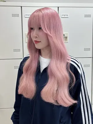 ロング カラー モテ髪💕ハイトーン ベージュ yuriaのヘアスタイル