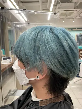 カラー 秋葉原オタク向け美容室OFF-KAi!!所属・渡部凌我 小顔ウルフ ハイトーンカラーのヘアスタイル