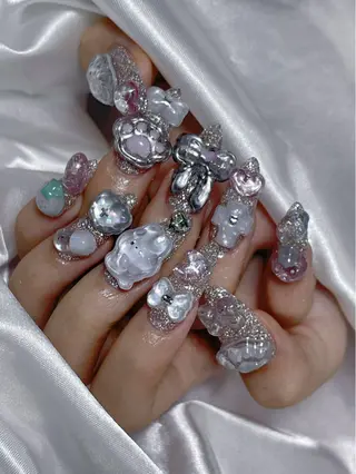ネイル LEELA NAIL STUDIO所属・LEELA NAIL STUDIOのネイルデザイン