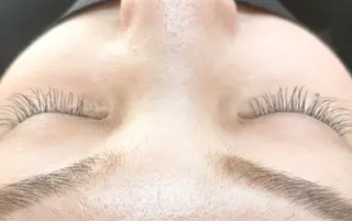 マツエク・マツパ ESR立川店所属・かな 🤍🪽のマツエク・マツパデザイン