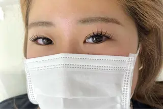 マツエク・マツパ toisy所属・宮﨑 咲のマツエク・マツパデザイン