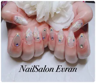 ネイル Nail salon Evranのネイルデザイン