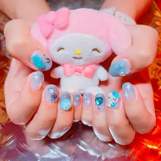 ネイル 半村 明のネイルデザイン