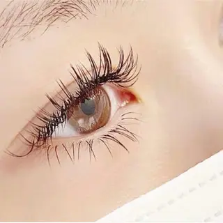 マツエク・マツパ eyelash salon sunflower所属・池田 星のマツエク・マツパデザイン