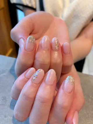 ネイル Nest 岩崎のネイルデザイン