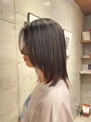 ミディアム CRESCENDO 山本樹カットカラーのヘアスタイル