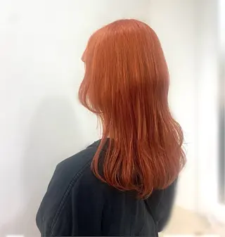 セミロング 透明感カラー🫧 aika🐈のヘアスタイル