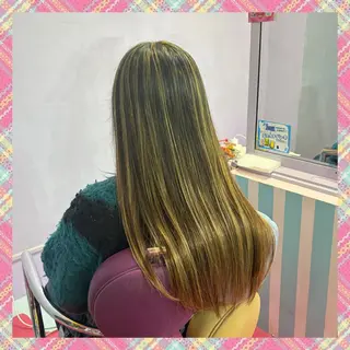 セミロング カラー Miju💖派手髪/ ティンセル/エクステのヘアスタイル