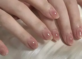 ネイル エリアネイルサロン所属・つ きのネイルデザイン