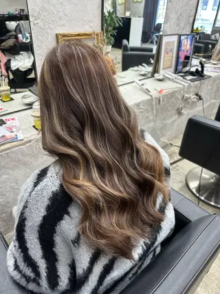 ロング カラー LANDS所属・🪐LANDS🪐 福垣 海也のヘアスタイル