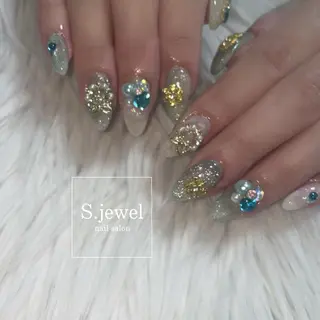 ネイル S♡JEWEL所属・S. JEWELのネイルデザイン