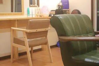 ショート メンズ カラー パーマ 片岡 賢次のヘアスタイル