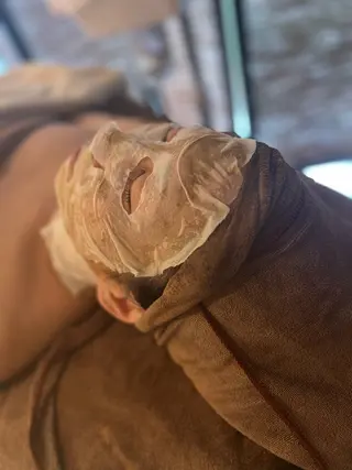 ハーブ/小顔/リンパ /大阪狭山市のエステ・リラクイメージ