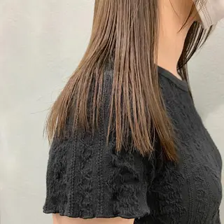 ミディアム カラー 🌱小顔魅せカット 透明感カラー/泉綺のヘアスタイル