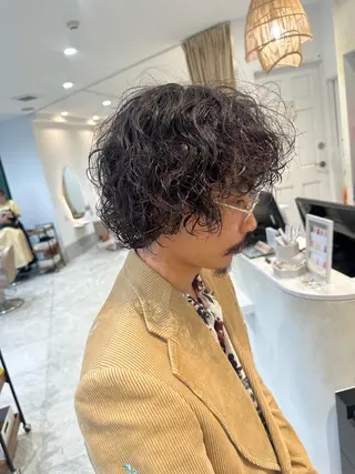 パーマ メンズ ニシカワ ユズミのヘアスタイル