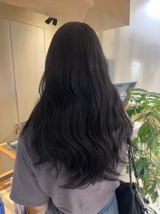 ロング カラー 中山 優里のヘアスタイル