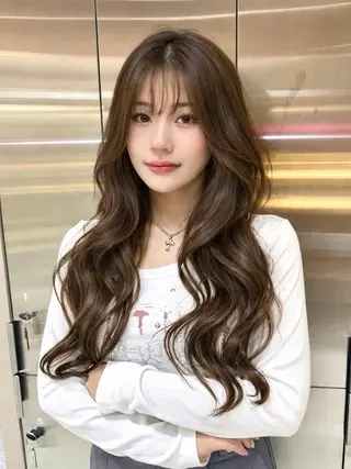 ロング カラー Loom by Sea 新宿所属・Kaede/ブリーチ なし/レイヤー🤍のヘアスタイル